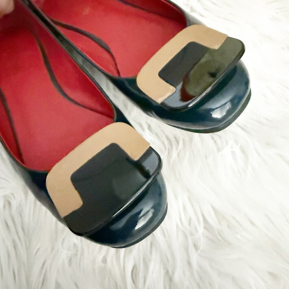 MILLIE'S | Navy Blue Patent Leather Loafer Slip-on Tan Buckle | Size 235, US 7 - Picture 10 of 11